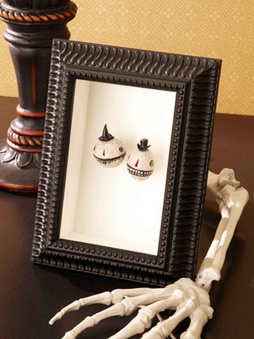 Ghostly Halloween decorating ideas to do it yourself