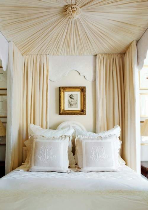 23 stylish and extravagant idea for a canopy bed in the bedroom 23 stylish and extravagant idea for a canopy bed in the bedroom