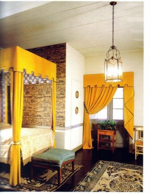23 stylish and extravagant idea for a canopy bed in the bedroom