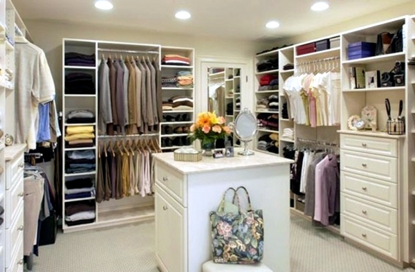Walk-in closet plan - 50 Dressing chic furnishings