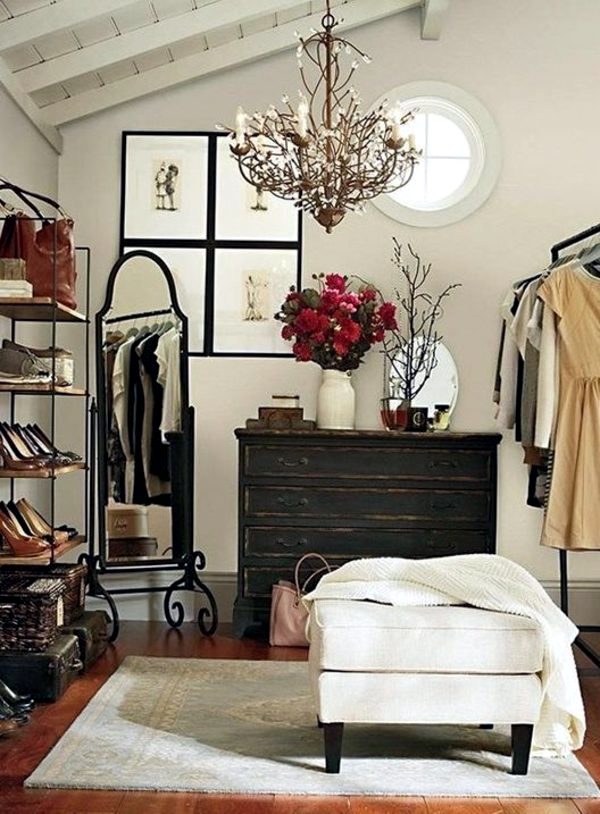 Walk-in closet plan - 50 Dressing chic furnishings