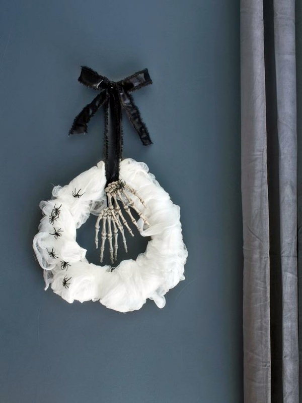 Cool Craft Ideas for Halloween Wreath