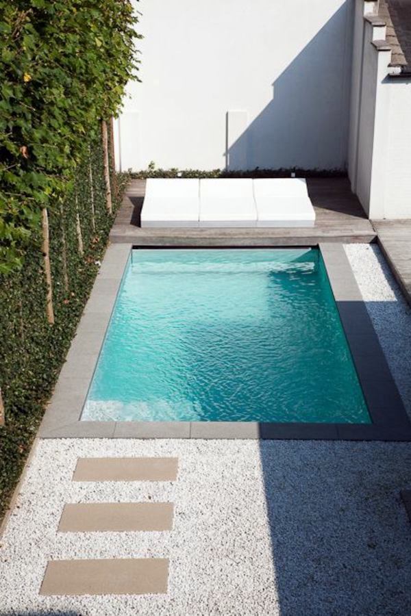 Vertical garden next to the swimming pool brings more green into your home Vertical garden next to the swimming pool brings more green into your home