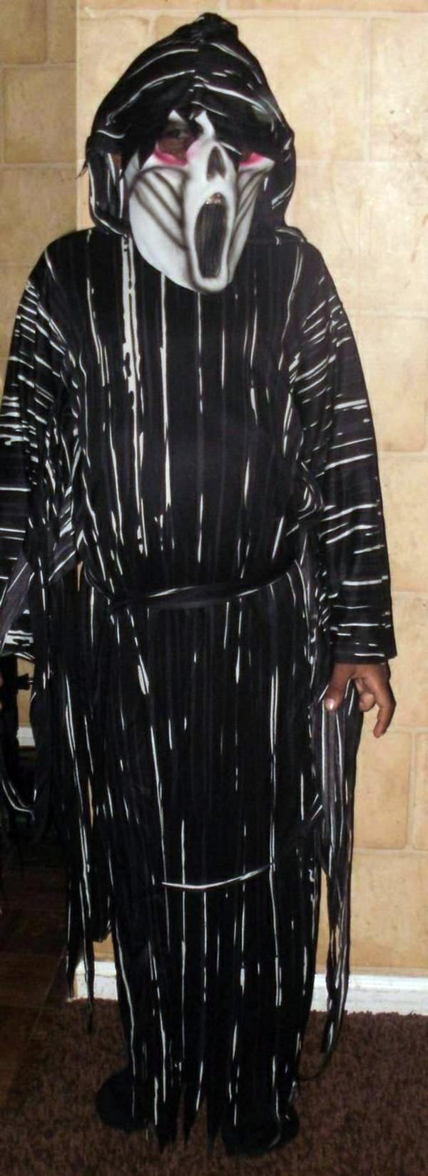 Cool Horror Halloween Costumes, rob the breath Cool Horror Halloween Costumes, rob the breath