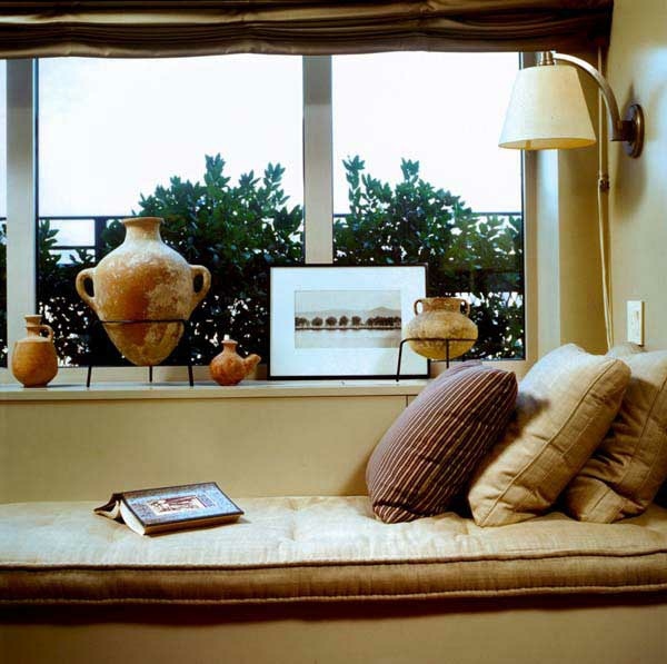 36 cozy window seats and bay windows with a view
