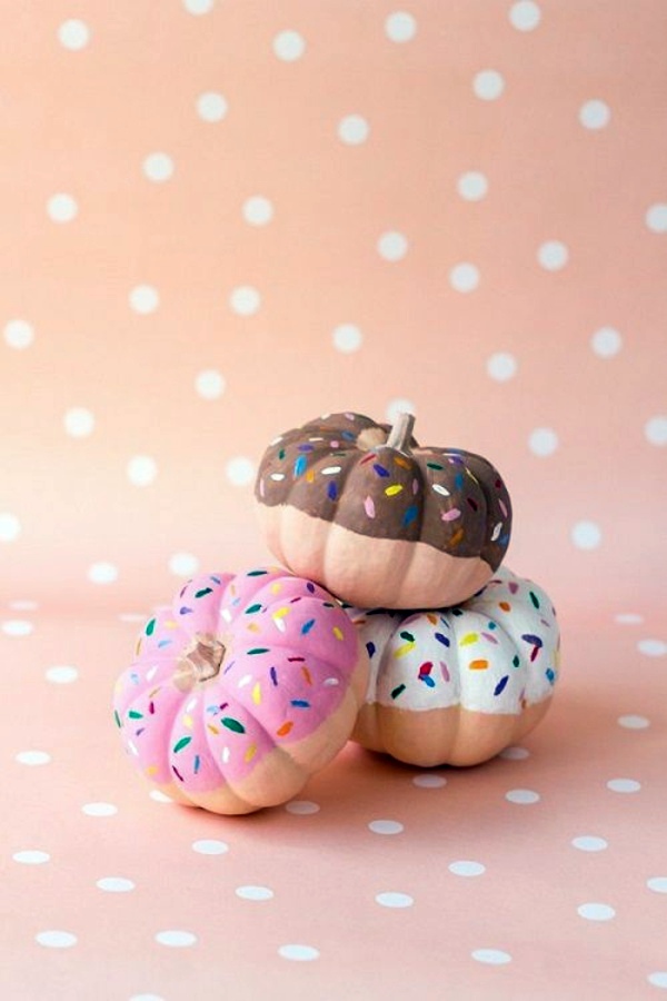 Halloween Decoration tinker and create a festive mood