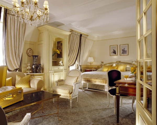Luxury interior design ideas - exclusive interiors in the castle look