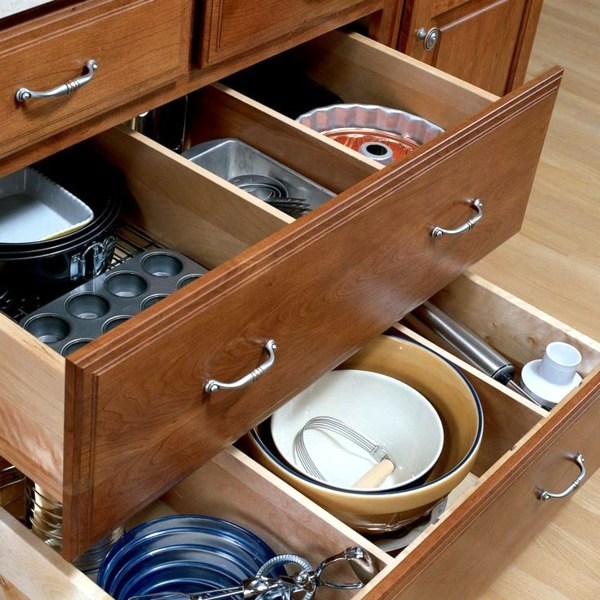 Kitchen drawer dividers - organize your kitchen equipment! Kitchen drawer dividers - organize your kitchen equipment!