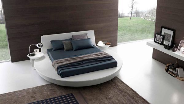 A round bed in the bedroom - Pro and Conrta