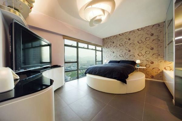 A round bed in the bedroom - Pro and Conrta