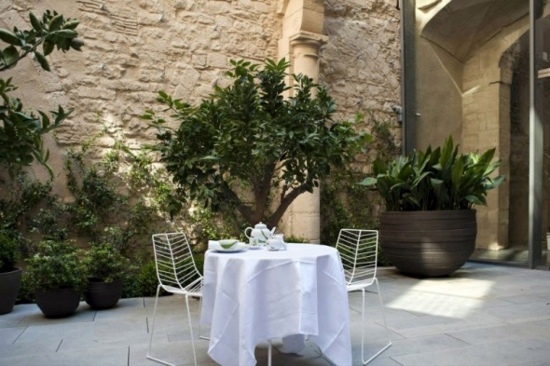 Lounge garden furniture in a minimalist style