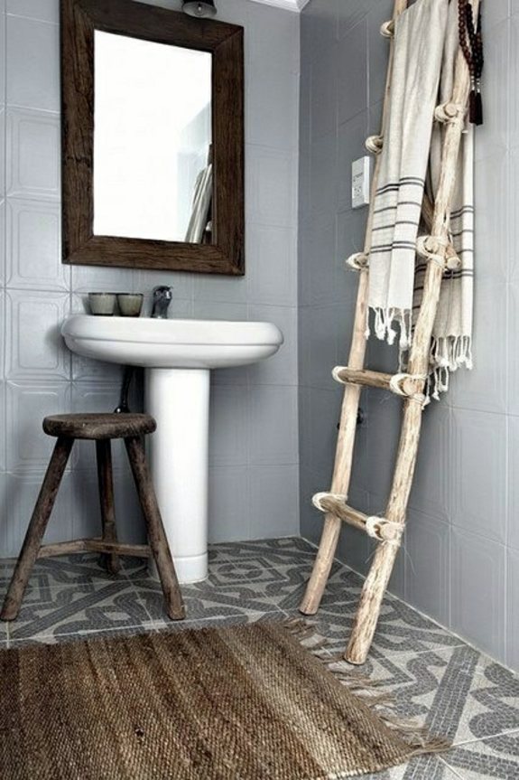 Wooden towel ladder in both rustic as well as in modern bathroom
