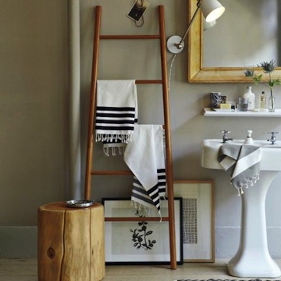 Wooden towel ladder in both rustic as well as in modern bathroom