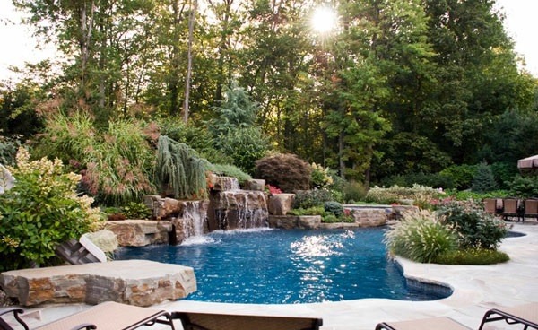 Swimming pool in the garden - landscape ideas for swimming pools Swimming pool in the garden - landscape ideas for swimming pools