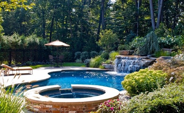 Swimming pool in the garden - landscape ideas for swimming pools Swimming pool in the garden - landscape ideas for swimming pools