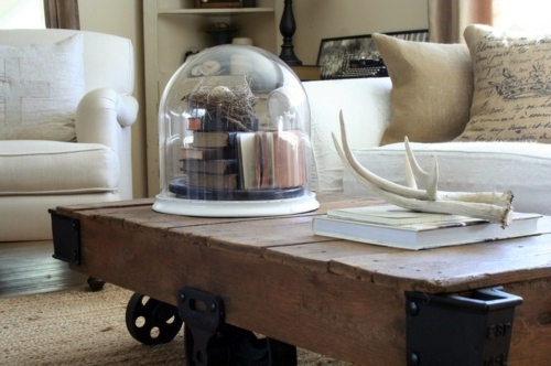 Wonderful home accessories for the coffee table
