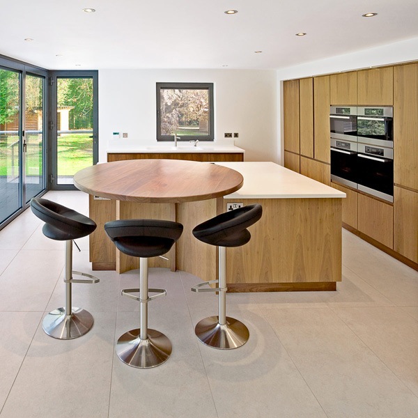 Choose fresh kitchens cool colors - delicate, bright colors in the kitchen use