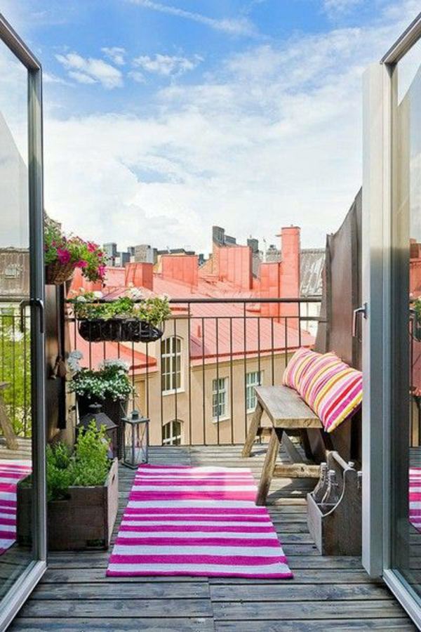 A colored carpet will refresh your terrace balcony beautiful | Interior