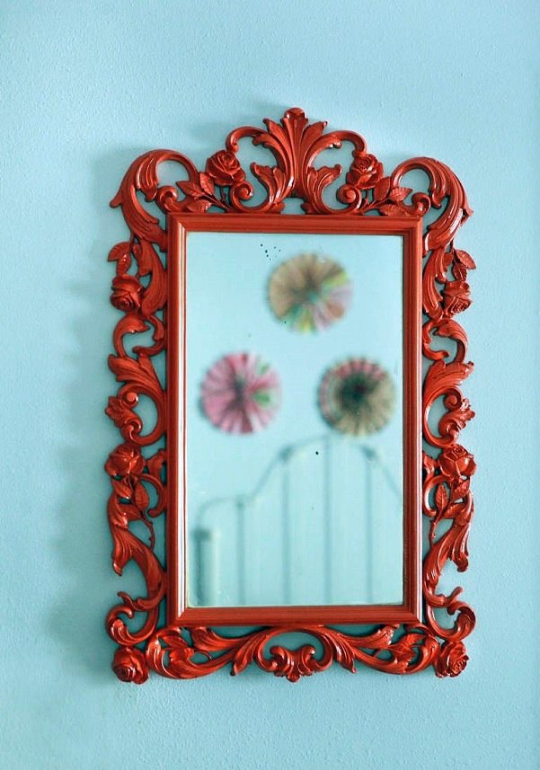 Cool DIY mirror - very sophisticated but affordable