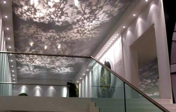 Procedes Chénel shows modern ceiling design with suspended ceilings Procedes Chénel shows modern ceiling design with suspended ceilings