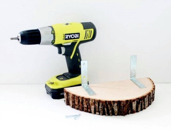 Modern wooden shelves to make your own