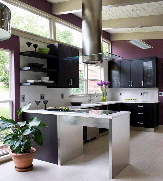 How to decorate in purple without being overbearing? How to decorate in purple without being overbearing?