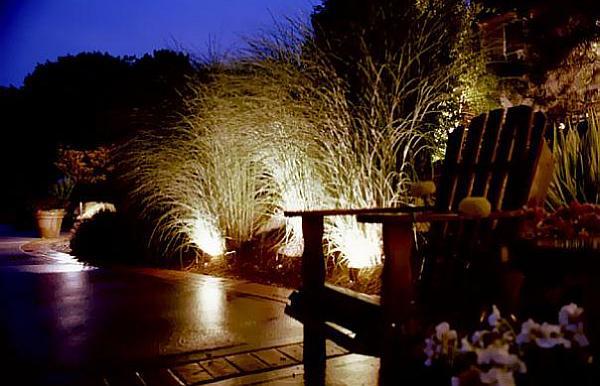 Fascinating lighting in the garden transforms the exterior in a small paradise Fascinating lighting in the garden transforms the exterior in a small paradise