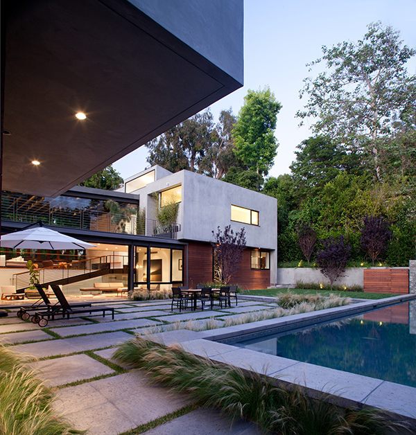 Modern extravagant residence within a charming landscape
