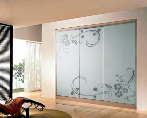 Modern wardrobes in the bedroom