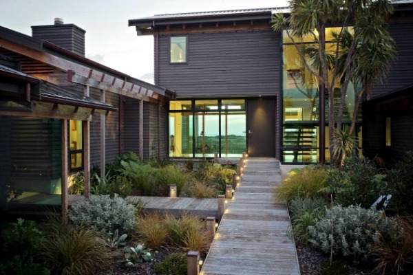 Modern Passive House Made of wood and glass - Space Architecture Studio Modern Passive House Made of wood and glass - Space Architecture Studio
