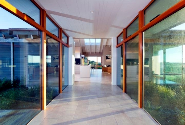 Modern Passive House Made of wood and glass - Space Architecture Studio Modern Passive House Made of wood and glass - Space Architecture Studio