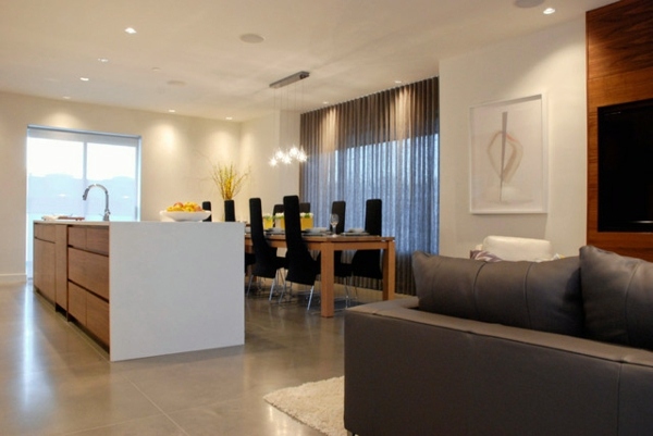 My Smart House - controlled by smartphone