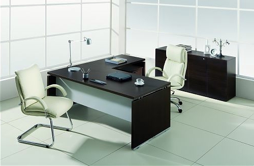 Desks and computer tables at low prices Desks and computer tables at low prices