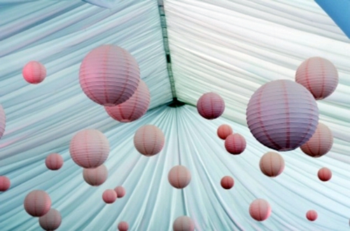 Easy DIY party decoration made of paper Easy DIY party decoration made of paper
