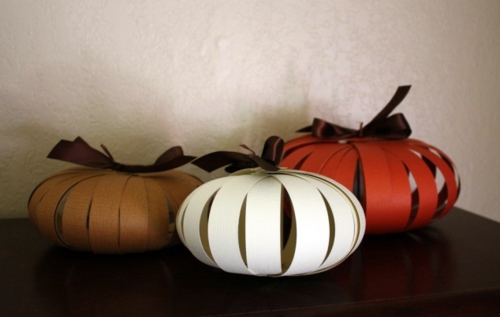 Easy DIY party decoration made of paper