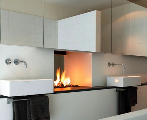 25 Bathroom designs with built-in fireplaces - romantic atmosphere 25 Bathroom designs with built-in fireplaces - romantic atmosphere