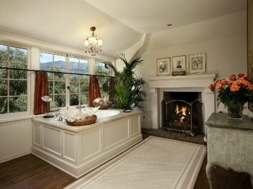 25 Bathroom designs with built-in fireplaces - romantic atmosphere 25 Bathroom designs with built-in fireplaces - romantic atmosphere