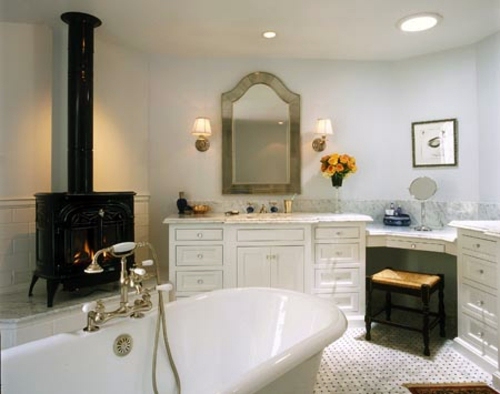 25 Bathroom designs with built-in fireplaces - romantic atmosphere
