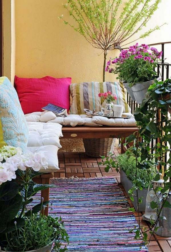 55 Balcony Greenery Ideas - Choose flowers for balcony and arrange