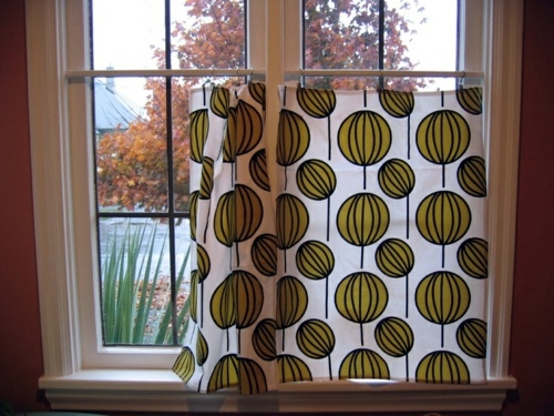 Kitchen curtains serve as sun protection and jazz up your kitchen and dining area on Kitchen curtains serve as sun protection and jazz up your kitchen and dining area on