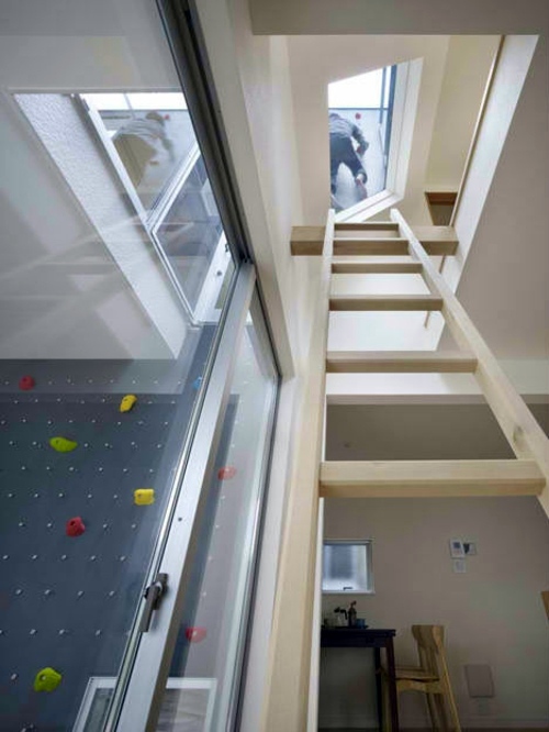 Private playgrounds - 13 extremely amusing houses