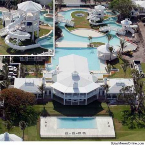 Private playgrounds - 13 extremely amusing houses
