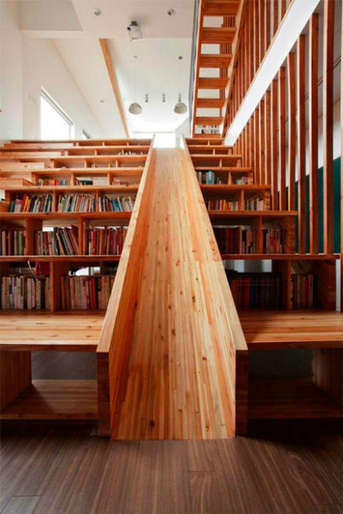 Private playgrounds - 13 extremely amusing houses