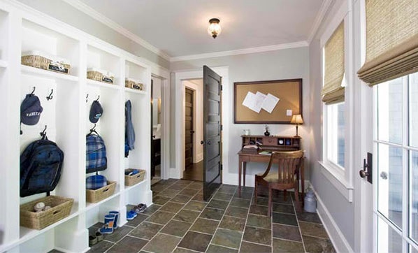 Innenarchitekt - Corridor wall design - customize the hallway functional