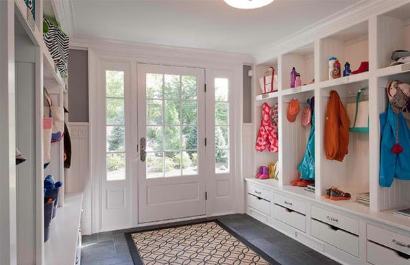 Corridor wall design - customize the hallway functional