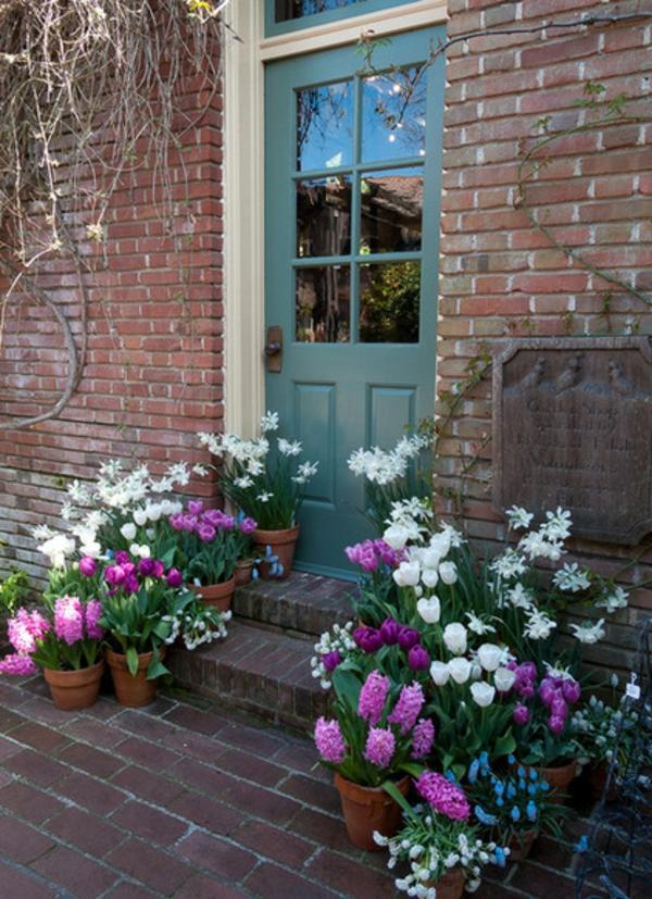 Garten und Landschaftsbau - Landscaping and gardening in spring Garten und Landschaftsbau - Landscaping and gardening in spring