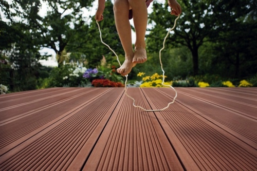 Deck embarrassed - cool idea for your outdoor area