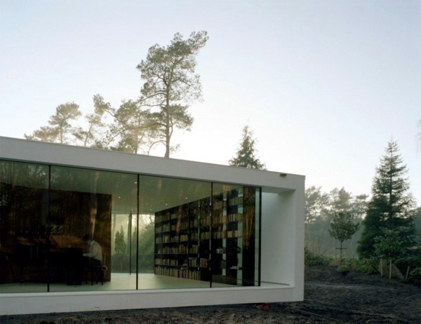 Modern house in the woods with Beautiful Views