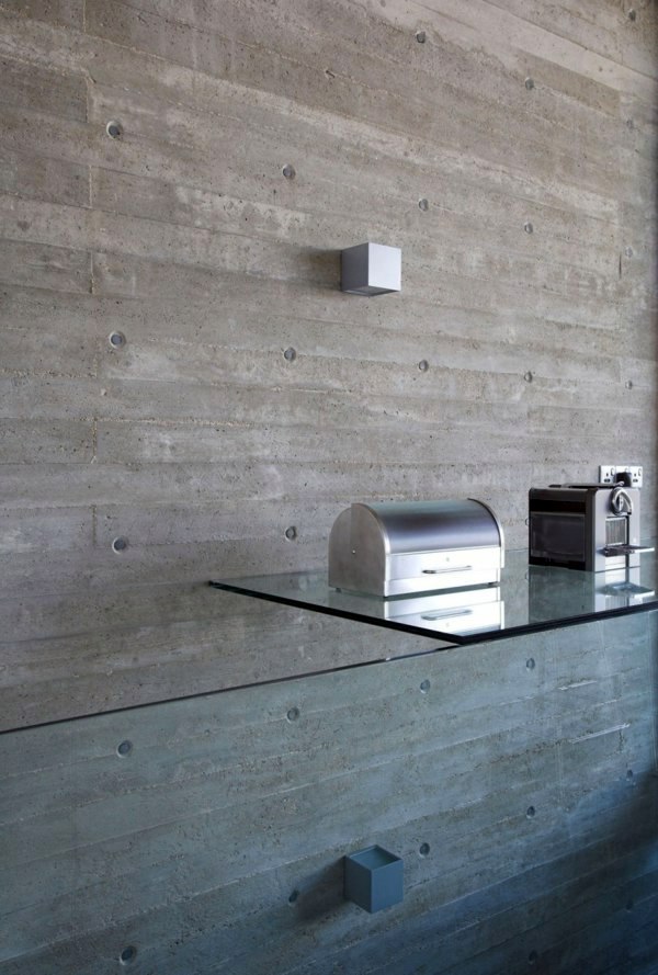 Wall color with concrete look - walls made of concrete