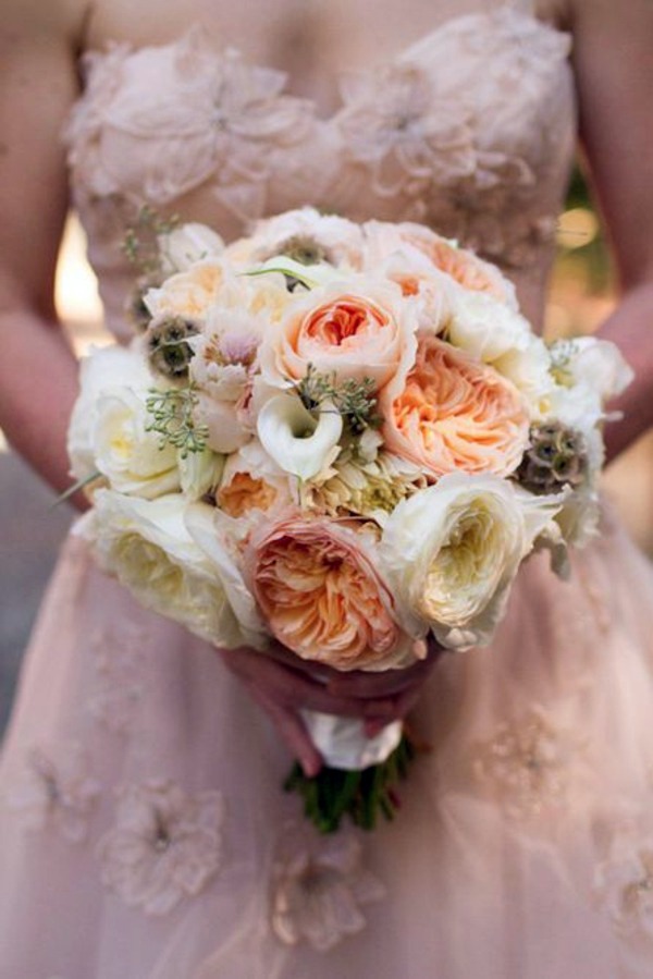 My Wedding Decor in creamy and peach colors